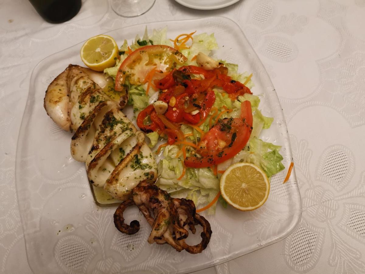 Hotel Meson El Numero Uno Antequera Dış mekan fotoğraf